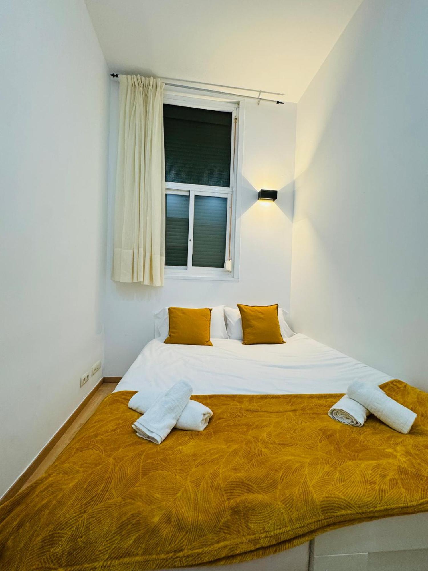 Pamis Apartament Sants, Barcelone Extérieur photo